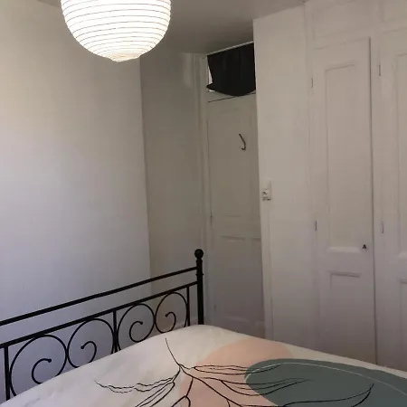 Individuelles Avec Partie Commune Ou Entier Si Disponible Via Rhona Penzion